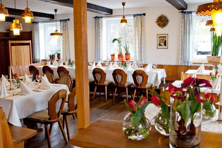 Hotel Wirtshaus Am Schloss Aicha vorm Wald Ngoại thất bức ảnh
