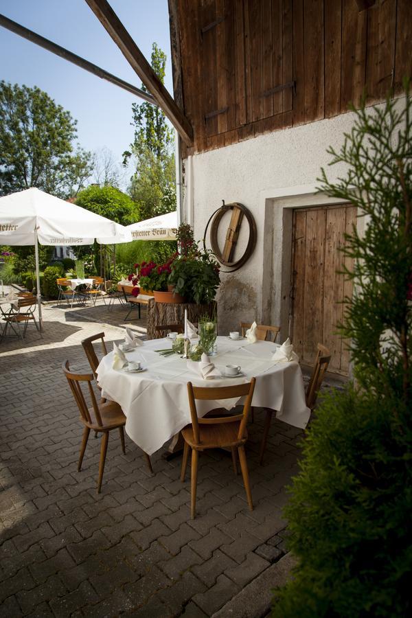 Hotel Wirtshaus Am Schloss Aicha vorm Wald Ngoại thất bức ảnh